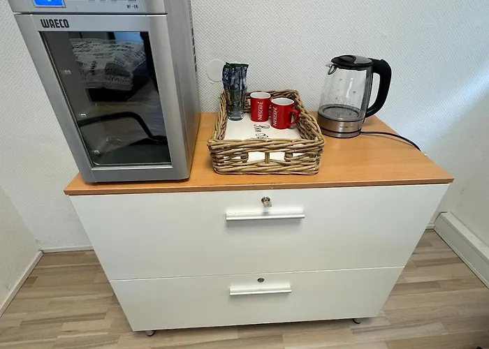 Mit Bueroecke 公寓 *